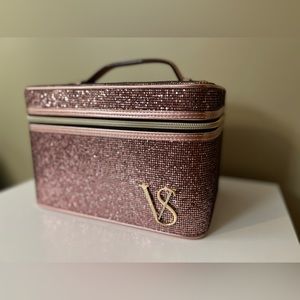 LIKE NEW Victoria’s Secret Makeup Bag